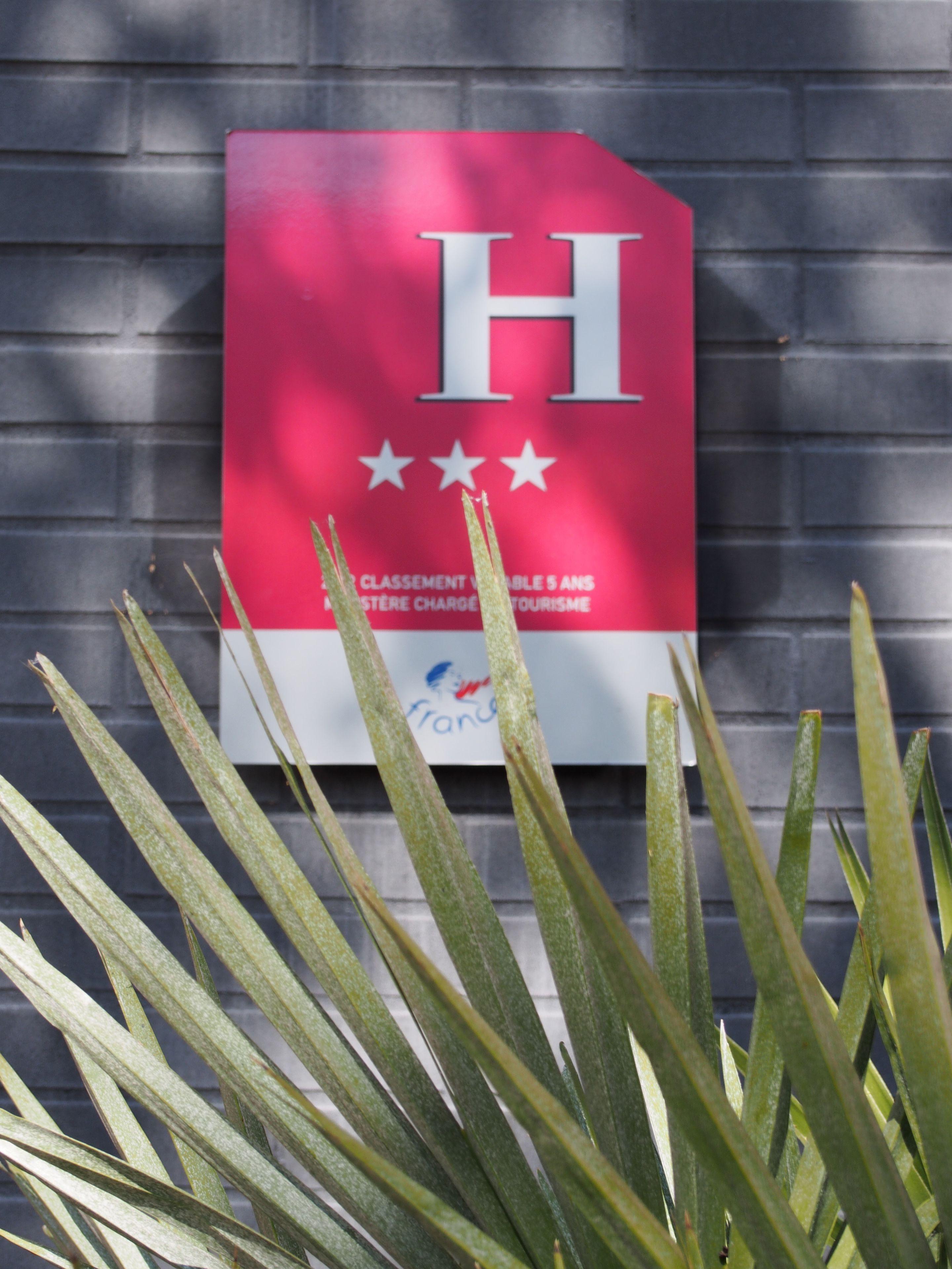 Porte De Versailles 3*