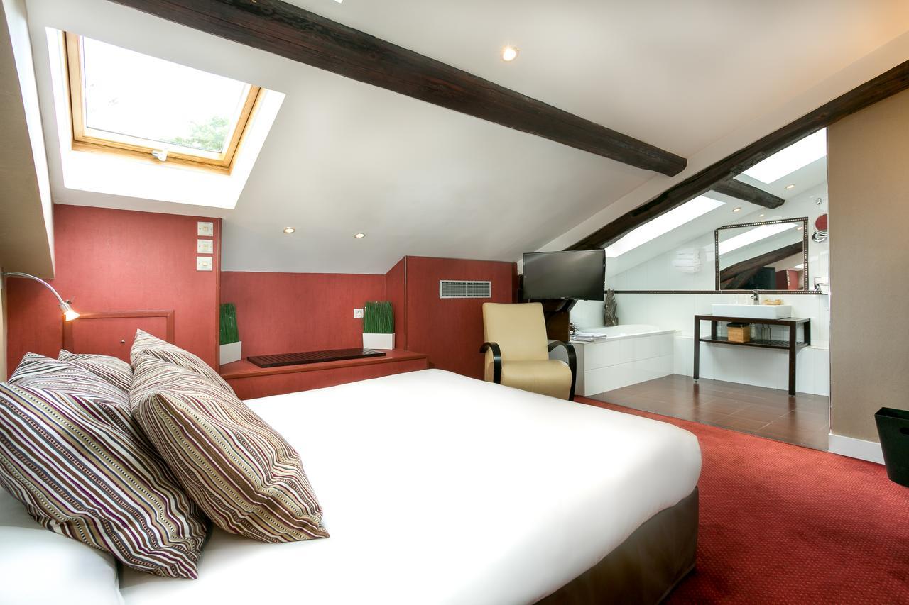 Hotel Porte De Versailles 3*