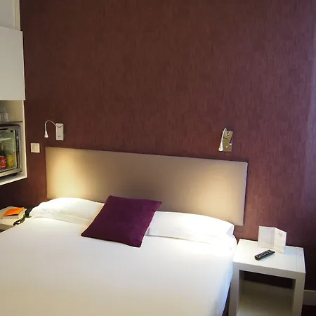 Hotel Porte De Versailles Parigi