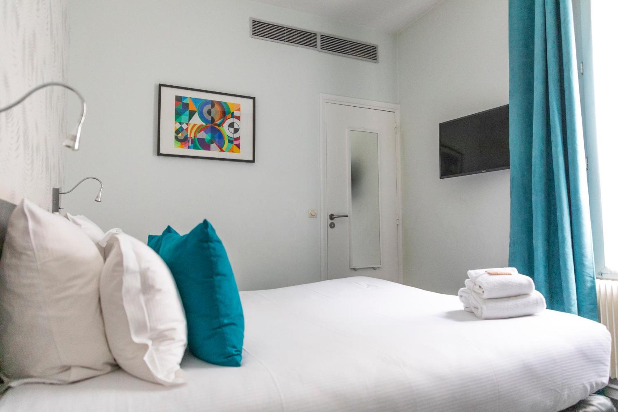 Porte De Versailles Hotel